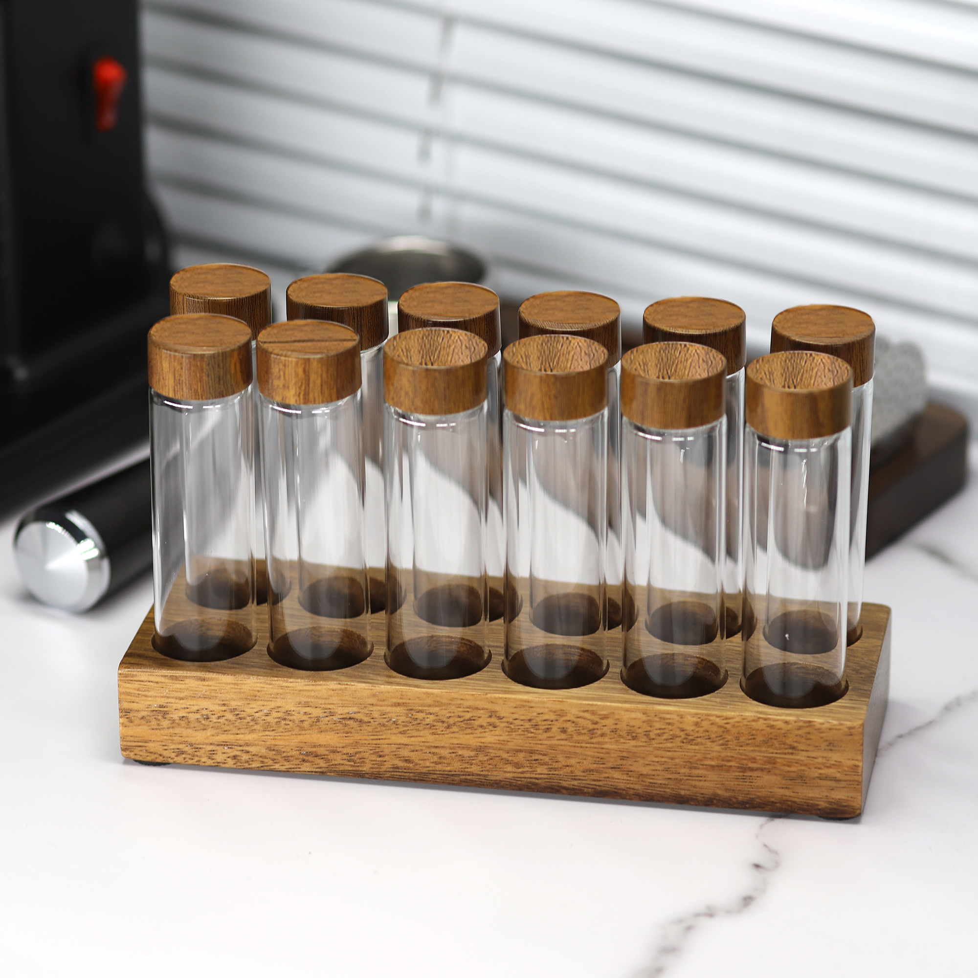 Coffee Beans Storage Container - Coffee Tea Games recensione e prezzo