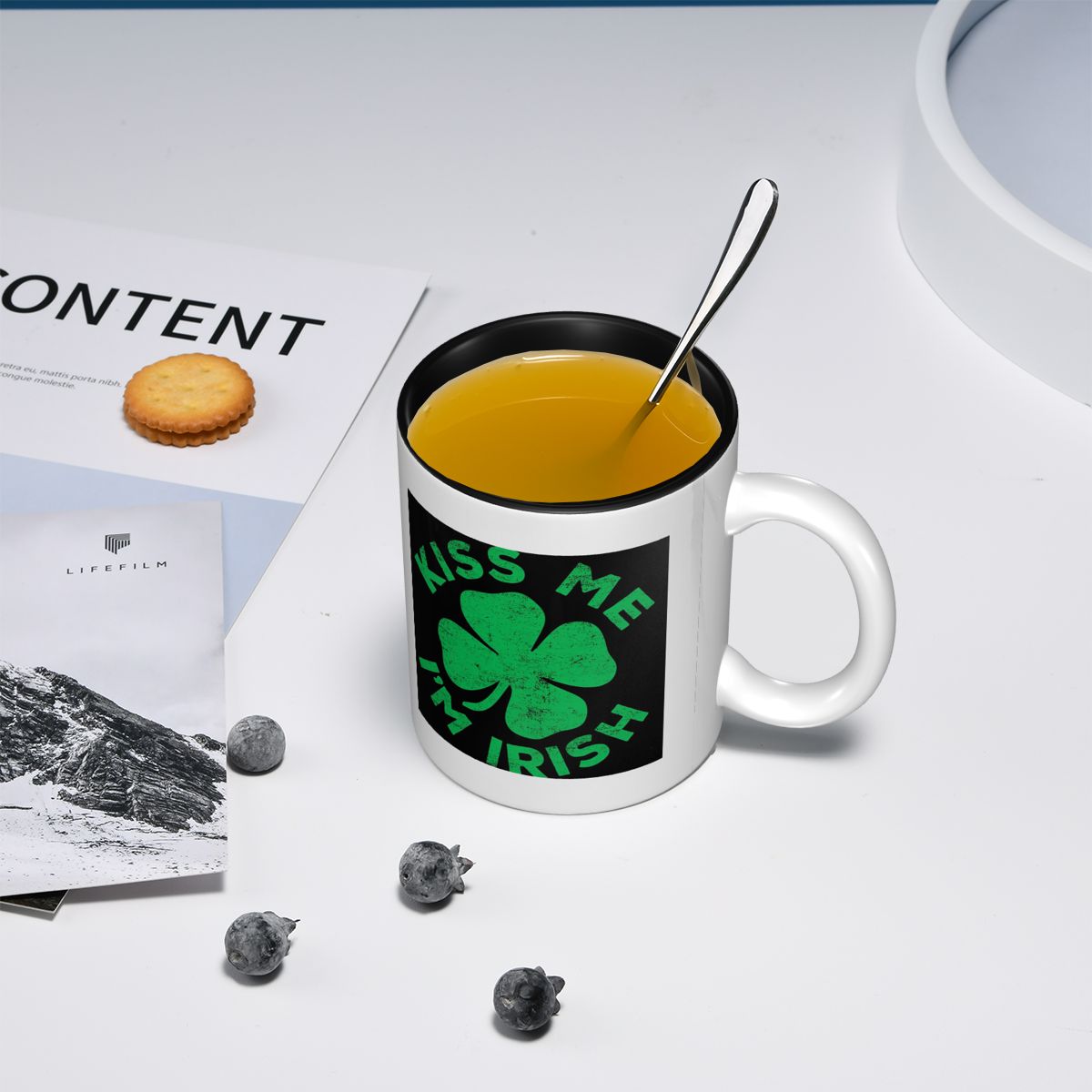 Kiss Me I'm Irish Mug Funny Ce - Coffee Tea You And Me recensione e prezzo