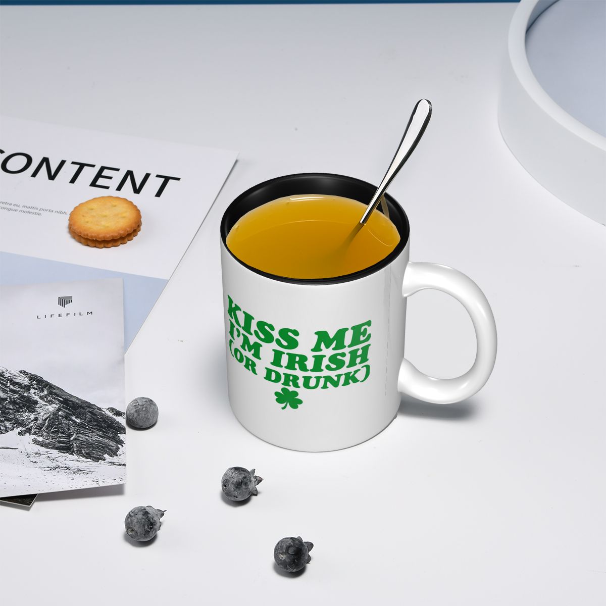 Kiss Me I'm Irish Mug Funny Ce - Coffee Tea You And Me recensione e prezzo