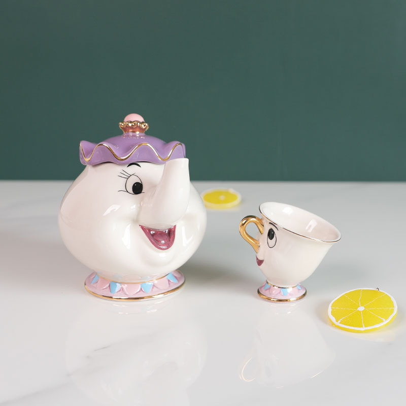 Hot Teapot Cartoon Beauty And  - Good Coffee Tea recensione e prezzo