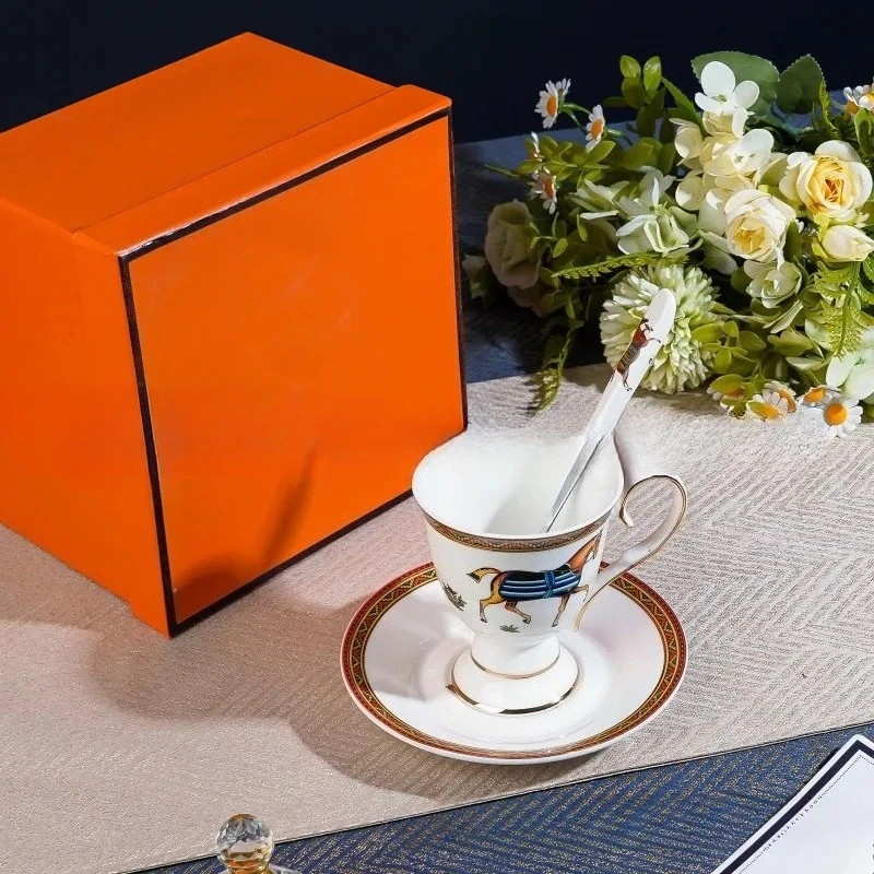 Ceramic Coffee Cup and Saucer  - Coffee Tea Spoon recensione e prezzo