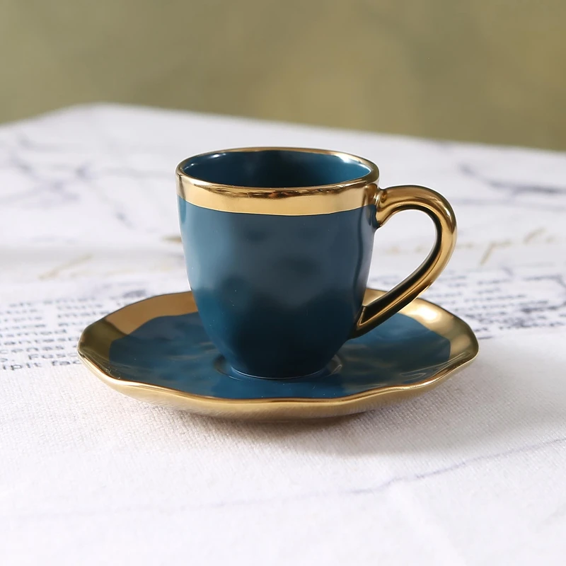 Italian colored glazed ceramic - Coffee Tea Games recensione e prezzo