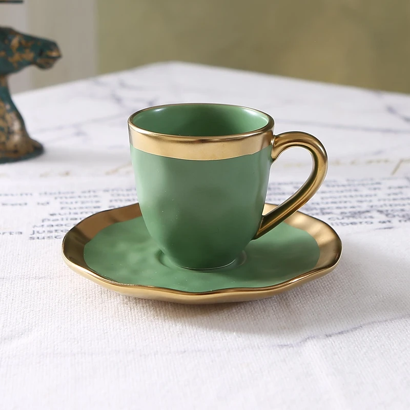 Italian colored glazed ceramic - Coffee Tea Games recensione e prezzo