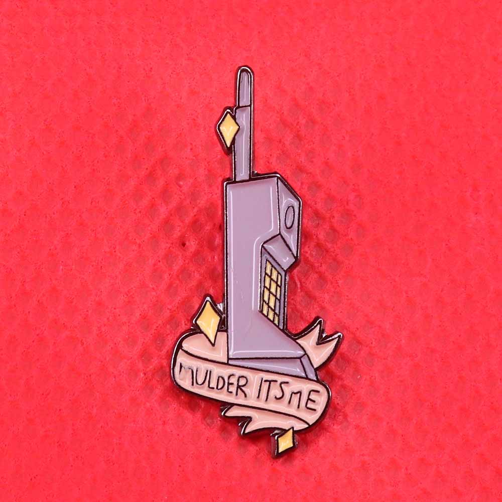 Mulder it's me enamel pin vint - Coffee Tea Or Me recensione e prezzo